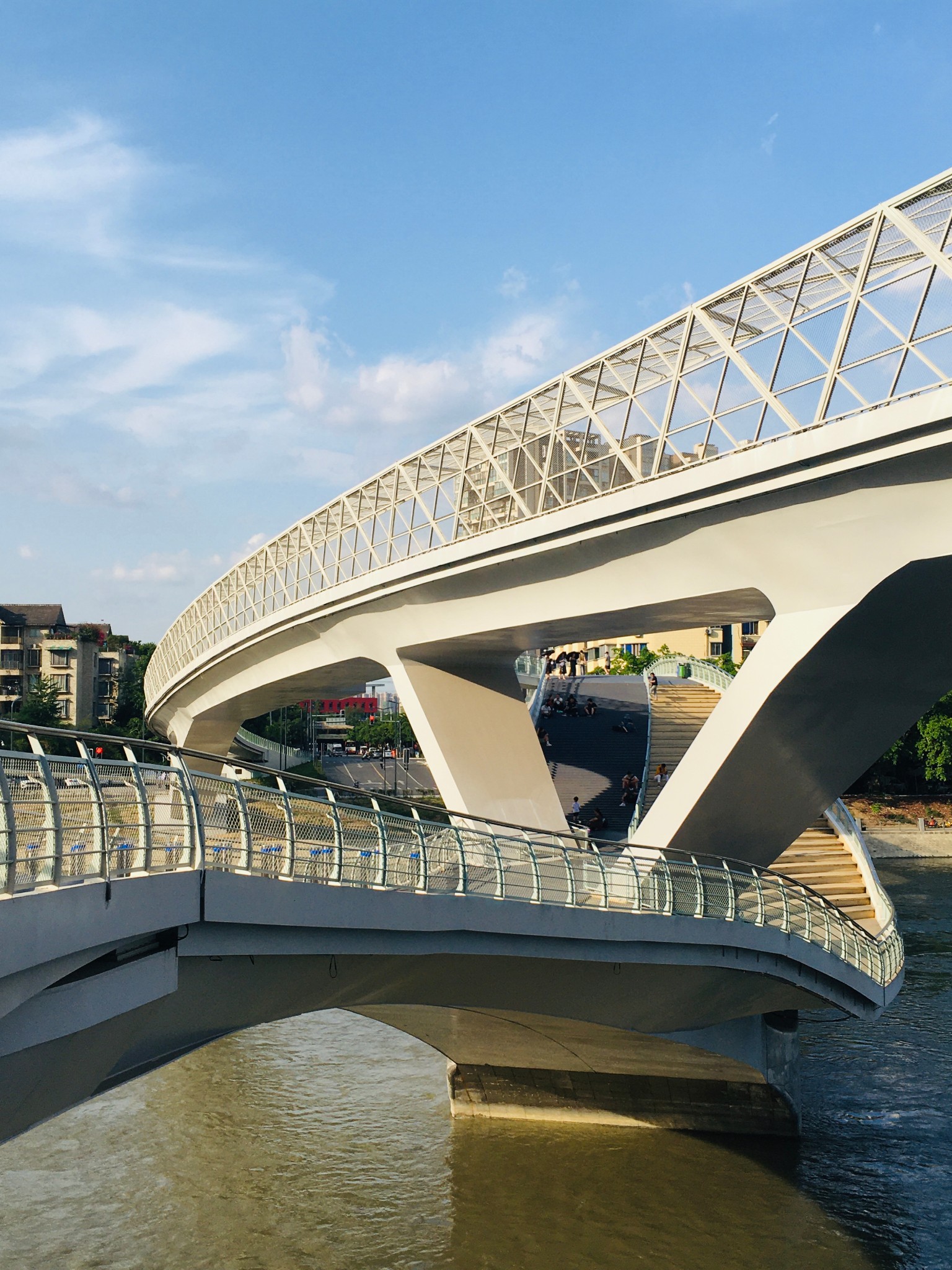 城市景观桥混凝土防腐